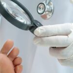 Грибковая инфекция ногтевой пластины: как выявить и как лечить?