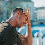 Лікарі розповіли, чому у спеку може розболітися голова