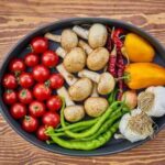 13 продуктів, котрі не можна вживати у сирому вигляді