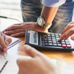 Ключ к успеху бизнеса: Комплексные бухгалтерские услуги от Audit-Invest