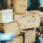 Як відрізнити сир від сирного продукту: різниця колосальна — можна перевірити просто в магазині