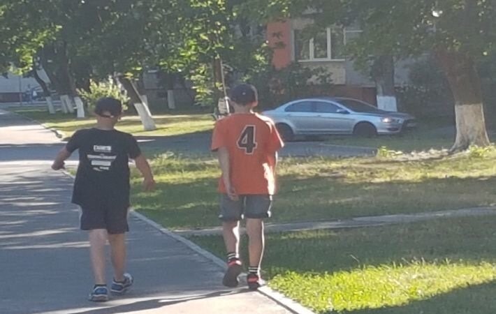 Чому дитина гризе нігті: поради медика, чому це потрібно зупинити Дети