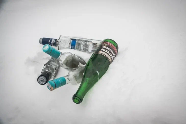 Лікар назвала смертельну дозу алкоголю на прикладі популярних напоїв Бутылки