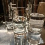 Як одна склянка води з ранку запускає жироспалювання: вчені довели, що ми пили воду неправильно