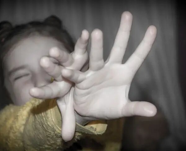 Яке чарівне питання зупинить будь-яку суперечку: одна фраза, яка перемикає мозок дитини з конфлікту на вирішення