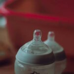 Nestle відкликала, а магазини торгують: в Україні знайшли серію шкідливого дитячого харчування