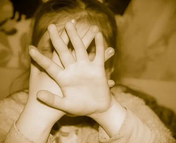 Чому ви постійно кричите на дитину: 5 сигналів, що ваше терпіння на нулі, і як це виправити