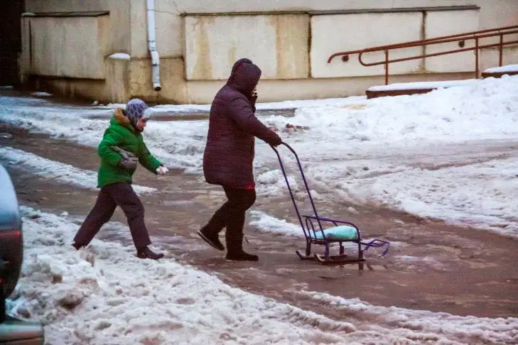 Як уникнути обморожень у дітей: поради лікарів Зима