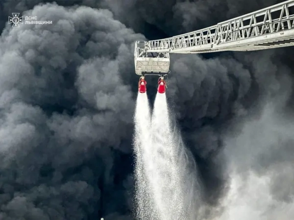 Обов’язково вдягайте маску на відкритому повітрі: через атаку росіян…