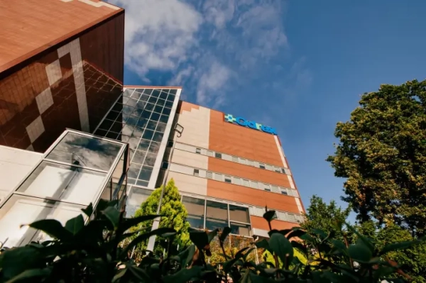 Сайт, де хворі розповідали про досвід лікування в одіозному…