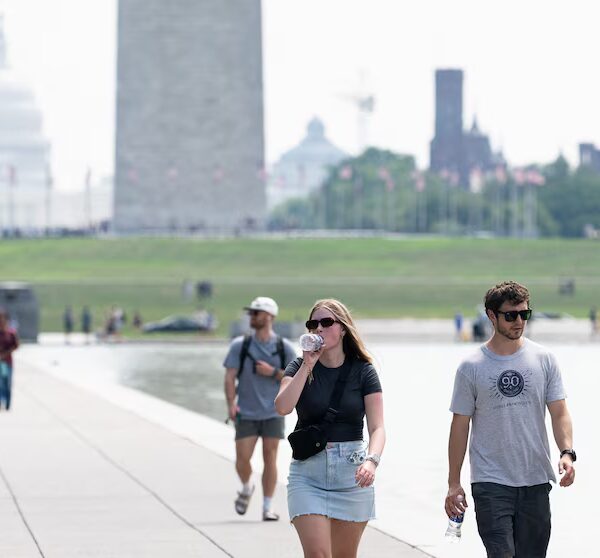 Спека здатна схилити мільйони до малорухливого життя та…