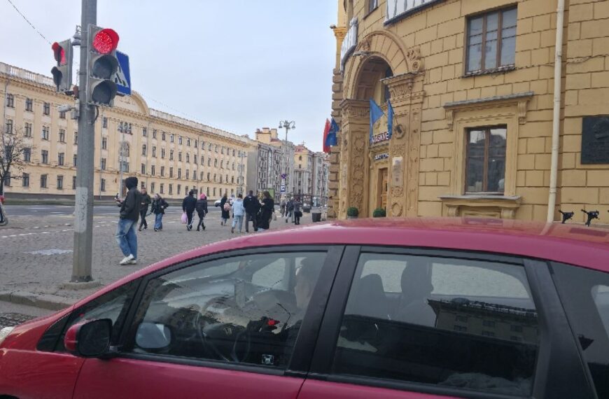 Дорога без істерик: чим зайняти дитину в машині у довгій поїздці