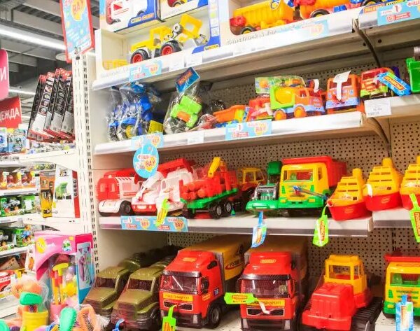 Сльози в магазині: як реагувати, якщо дитина потребує…