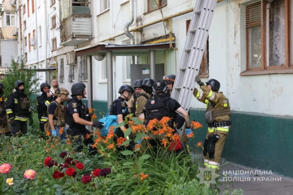 Житлові будинки постраждали від атаки