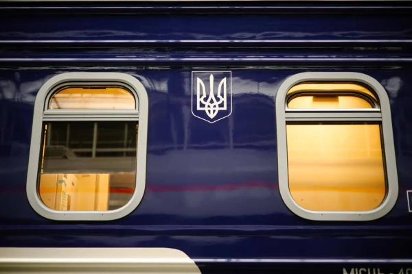 Спека у вагонах українських поїздів: що кажуть в Укрзалізниці і яка ситуація з кондиціонерами
