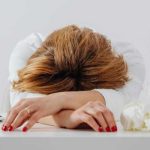 Коли виснаження не зникає – як розпізнати синдром професійного виснаження - Твій Світ