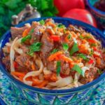 Лагман з яловичиною та овочами - класичний рецепт