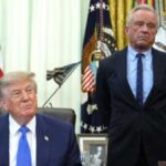 Роберт Кеннеді-молодший поширює фейки про вакцини на тлі смертей від кору