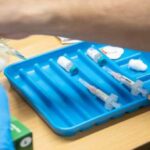 Як педіатри долають страхи щодо вакцин, посіяні політиками