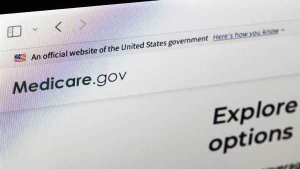 Нові документи виявили проблеми пілотного проєкту Medicare щодо попереднього погодження